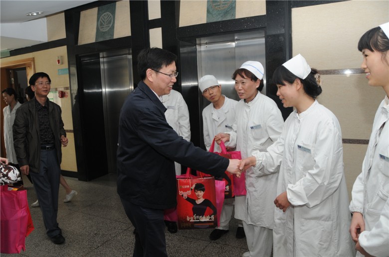 2011051216562738.jpg 2011051216562738.jpg