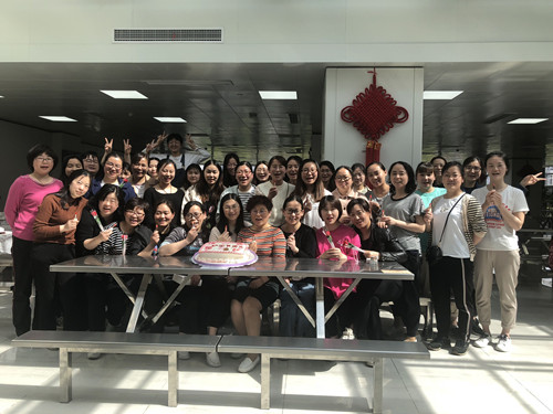 口红制作_副本.jpg 口红制作_副本.jpg